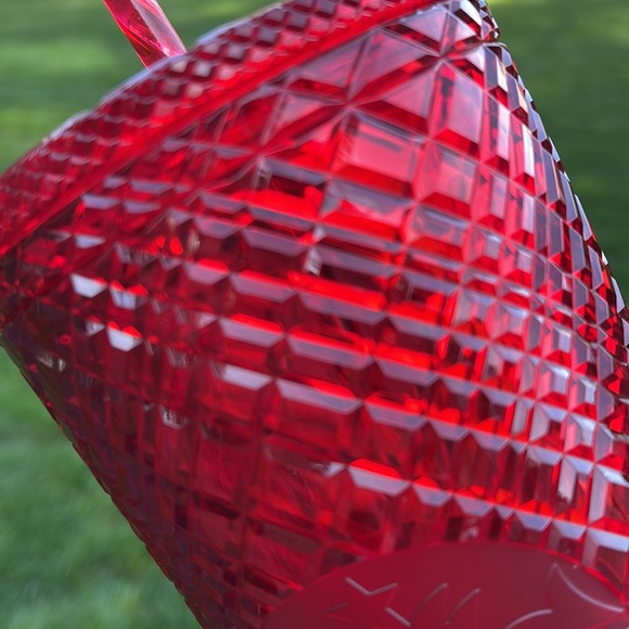 NWT 2021 Red Starbucks 24oz textured tumbler - Picture 5 of 5